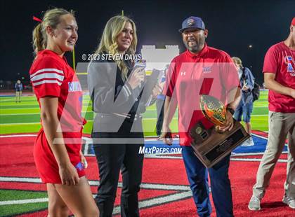Thumbnail 3 in Mountain Ridge @ Mountain View (AIA 6A Final Awards) photogallery.