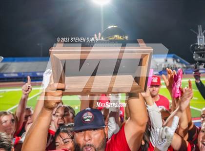 Thumbnail 1 in Mountain Ridge @ Mountain View (AIA 6A Final Awards) photogallery.