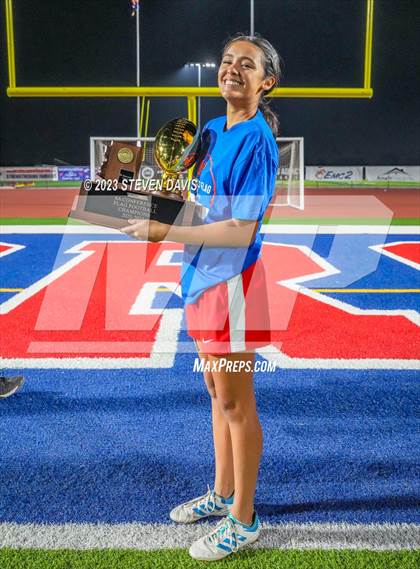 Thumbnail 1 in Mountain Ridge @ Mountain View (AIA 6A Final Awards) photogallery.