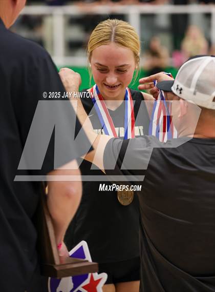 Thumbnail 3 in Nocona vs Whitewright (UIL 2A D1 Volleyball Semifinal) photogallery.