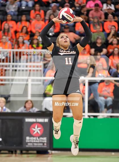 Thumbnail 1 in Nocona vs Whitewright (UIL 2A D1 Volleyball Semifinal) photogallery.