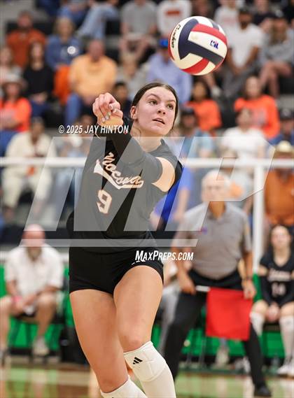 Thumbnail 3 in Nocona vs Whitewright (UIL 2A D1 Volleyball Semifinal) photogallery.