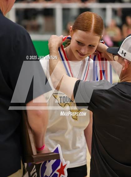 Thumbnail 1 in Nocona vs Whitewright (UIL 2A D1 Volleyball Semifinal) photogallery.