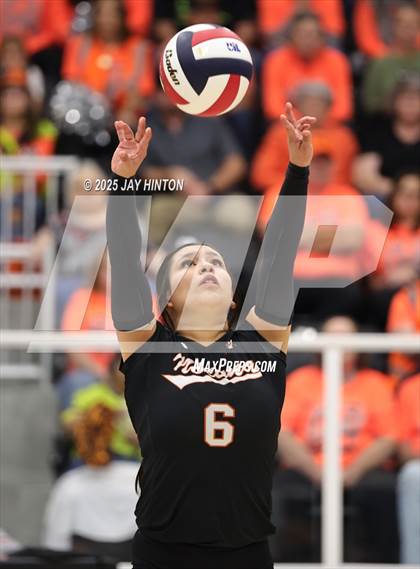 Thumbnail 3 in Nocona vs Whitewright (UIL 2A D1 Volleyball Semifinal) photogallery.