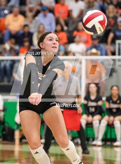 Thumbnail 2 in Nocona vs Whitewright (UIL 2A D1 Volleyball Semifinal) photogallery.