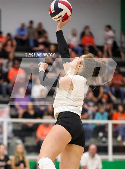 Thumbnail 1 in Nocona vs Whitewright (UIL 2A D1 Volleyball Semifinal) photogallery.