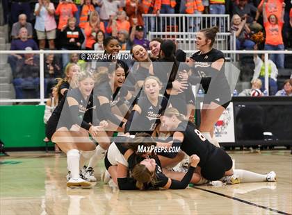 Thumbnail 3 in Nocona vs Whitewright (UIL 2A D1 Volleyball Semifinal) photogallery.