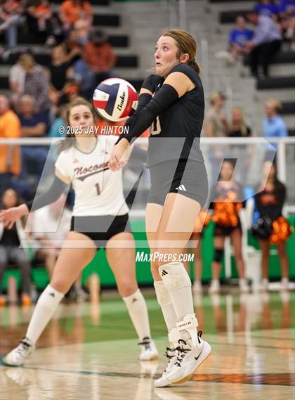 Thumbnail 1 in Nocona vs Whitewright (UIL 2A D1 Volleyball Semifinal) photogallery.