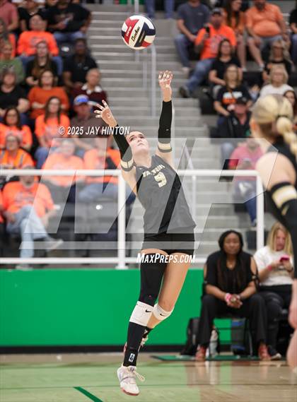 Thumbnail 3 in Nocona vs Whitewright (UIL 2A D1 Volleyball Semifinal) photogallery.
