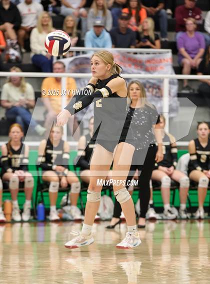 Thumbnail 2 in Nocona vs Whitewright (UIL 2A D1 Volleyball Semifinal) photogallery.