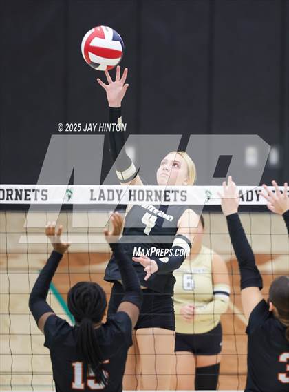 Thumbnail 3 in Nocona vs Whitewright (UIL 2A D1 Volleyball Semifinal) photogallery.