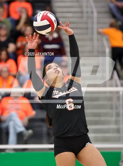Thumbnail 1 in Nocona vs Whitewright (UIL 2A D1 Volleyball Semifinal) photogallery.