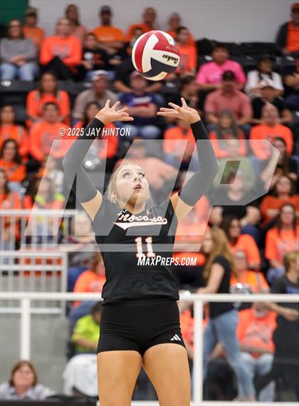 Thumbnail 3 in Nocona vs Whitewright (UIL 2A D1 Volleyball Semifinal) photogallery.