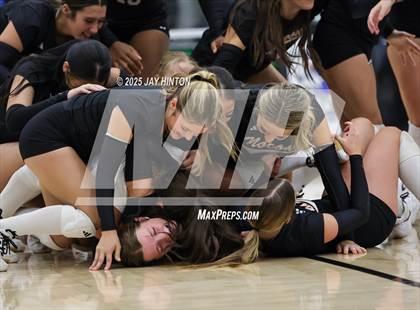 Thumbnail 1 in Nocona vs Whitewright (UIL 2A D1 Volleyball Semifinal) photogallery.