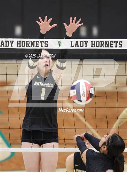 Thumbnail 2 in Nocona vs Whitewright (UIL 2A D1 Volleyball Semifinal) photogallery.