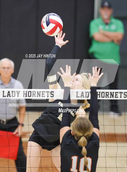 Thumbnail 1 in Nocona vs Whitewright (UIL 2A D1 Volleyball Semifinal) photogallery.