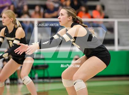 Thumbnail 1 in Nocona vs Whitewright (UIL 2A D1 Volleyball Semifinal) photogallery.