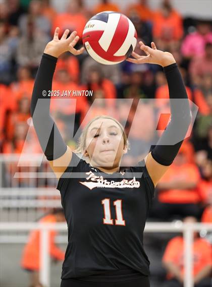 Thumbnail 3 in Nocona vs Whitewright (UIL 2A D1 Volleyball Semifinal) photogallery.