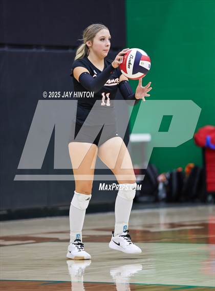 Thumbnail 1 in Nocona vs Whitewright (UIL 2A D1 Volleyball Semifinal) photogallery.