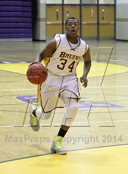 Thumbnail 1 in Woodson @ Lake Braddock  photogallery.