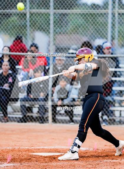 Thumbnail 3 in Cathedral Catholic vs. Torrey Pines photogallery.