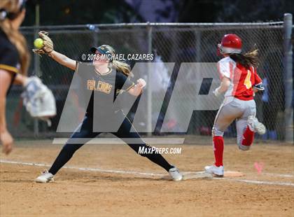 Thumbnail 2 in Cathedral Catholic vs. Torrey Pines photogallery.