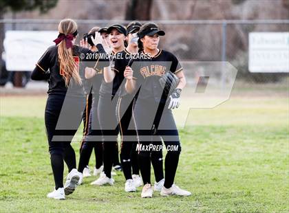 Thumbnail 1 in Cathedral Catholic vs. Torrey Pines photogallery.