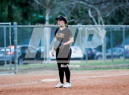 Thumbnail 2 in Cathedral Catholic vs. Torrey Pines photogallery.