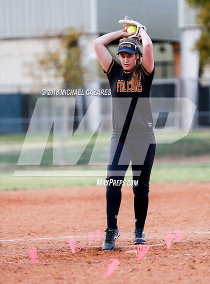 Thumbnail 1 in Cathedral Catholic vs. Torrey Pines photogallery.