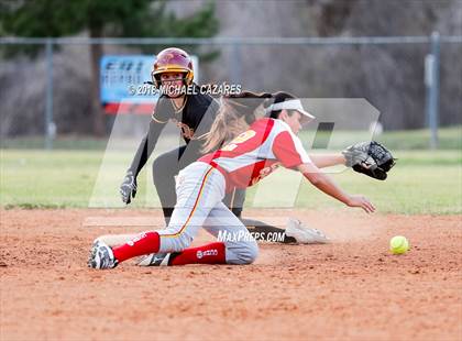 Thumbnail 1 in Cathedral Catholic vs. Torrey Pines photogallery.