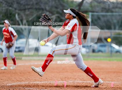 Thumbnail 1 in Cathedral Catholic vs. Torrey Pines photogallery.