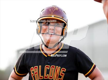 Thumbnail 1 in Cathedral Catholic vs. Torrey Pines photogallery.