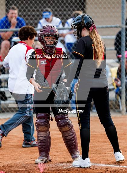 Thumbnail 1 in Cathedral Catholic vs. Torrey Pines photogallery.