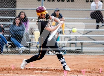 Thumbnail 3 in Cathedral Catholic vs. Torrey Pines photogallery.