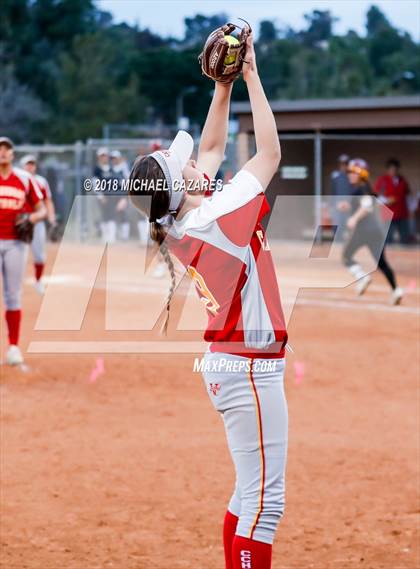 Thumbnail 2 in Cathedral Catholic vs. Torrey Pines photogallery.