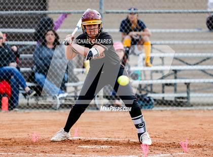 Thumbnail 3 in Cathedral Catholic vs. Torrey Pines photogallery.