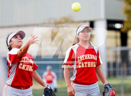 Thumbnail 2 in Cathedral Catholic vs. Torrey Pines photogallery.