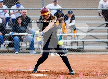 Thumbnail 2 in Cathedral Catholic vs. Torrey Pines photogallery.