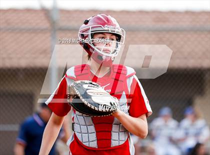 Thumbnail 2 in Cathedral Catholic vs. Torrey Pines photogallery.