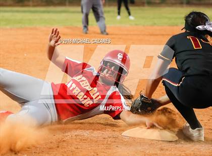 Thumbnail 2 in Cathedral Catholic vs. Torrey Pines photogallery.