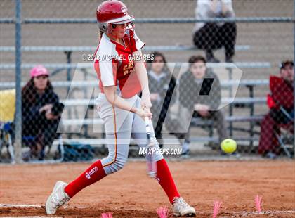 Thumbnail 2 in Cathedral Catholic vs. Torrey Pines photogallery.