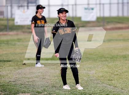 Thumbnail 1 in Cathedral Catholic vs. Torrey Pines photogallery.