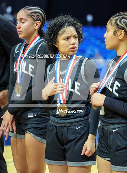 Thumbnail 3 in Liberty vs. Randle (UIL 5A Basketball Semifinal Medal Ceremony) photogallery.