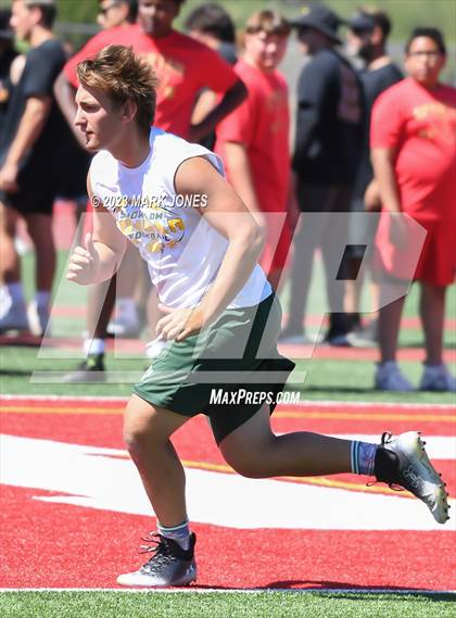 Thumbnail 3 in Cesar Chavez vs. Show Low (Mingus 7 on 7 Tournament) photogallery.