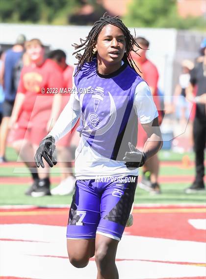 Thumbnail 1 in Cesar Chavez vs. Show Low (Mingus 7 on 7 Tournament) photogallery.