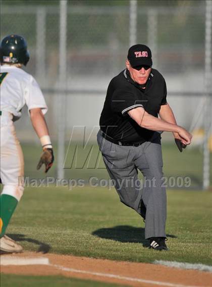Thumbnail 2 in Adams vs Smith (Class 4A Region II Playoffs) photogallery.