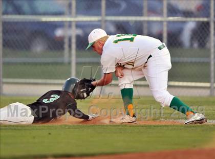 Thumbnail 2 in Adams vs Smith (Class 4A Region II Playoffs) photogallery.