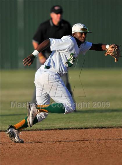 Thumbnail 3 in Adams vs Smith (Class 4A Region II Playoffs) photogallery.
