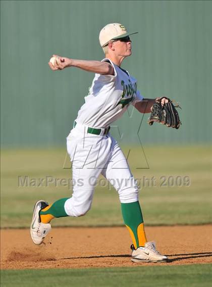 Thumbnail 3 in Adams vs Smith (Class 4A Region II Playoffs) photogallery.