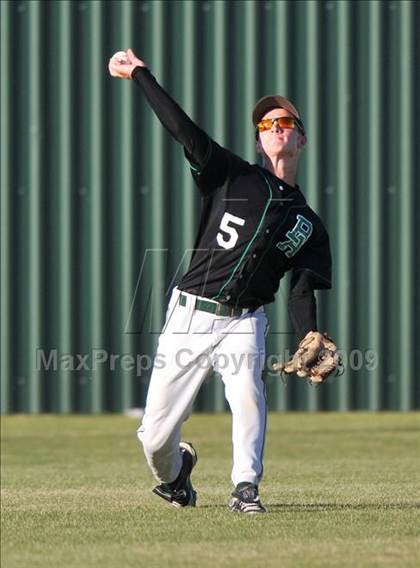 Thumbnail 2 in Adams vs Smith (Class 4A Region II Playoffs) photogallery.